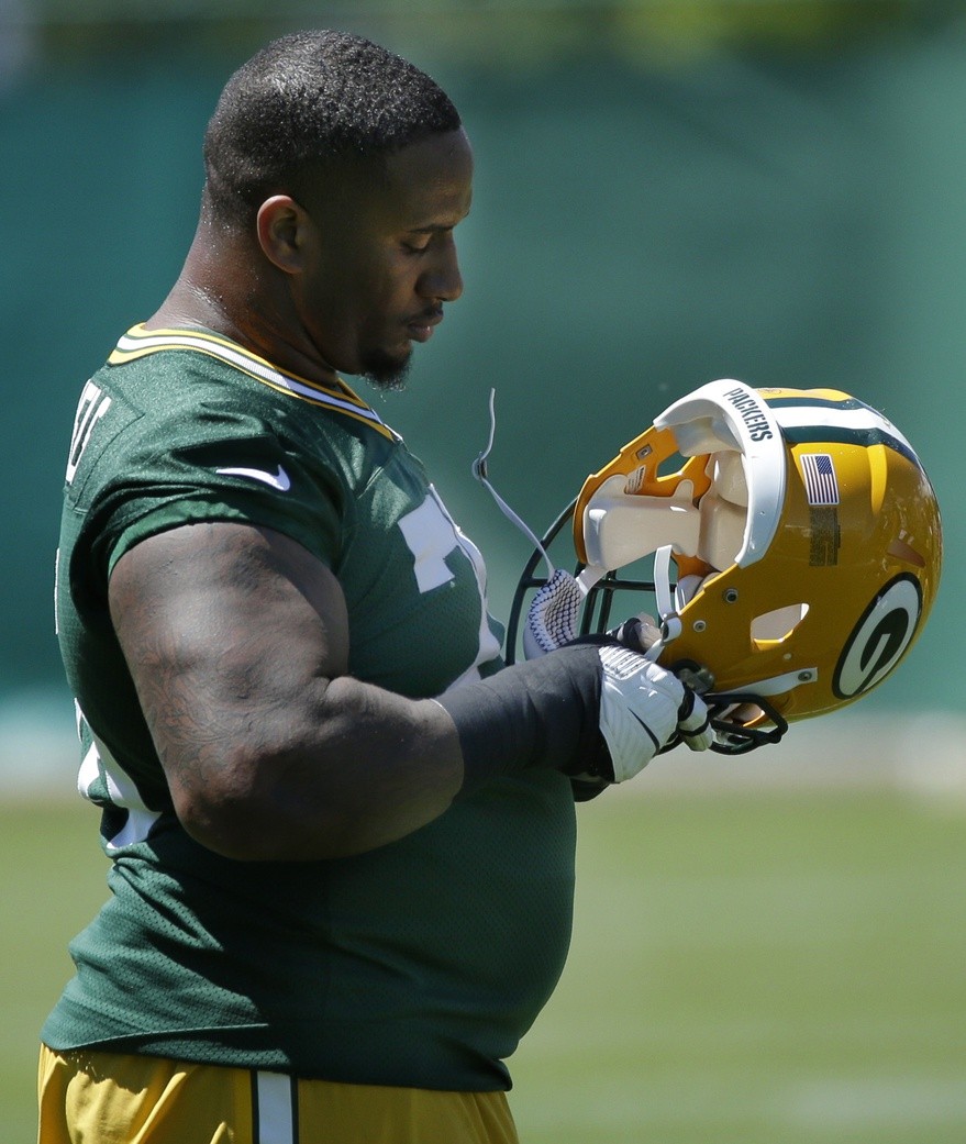 Mike Daniels Mike Daniels