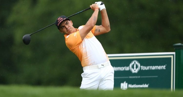 rickie fowler pink pants