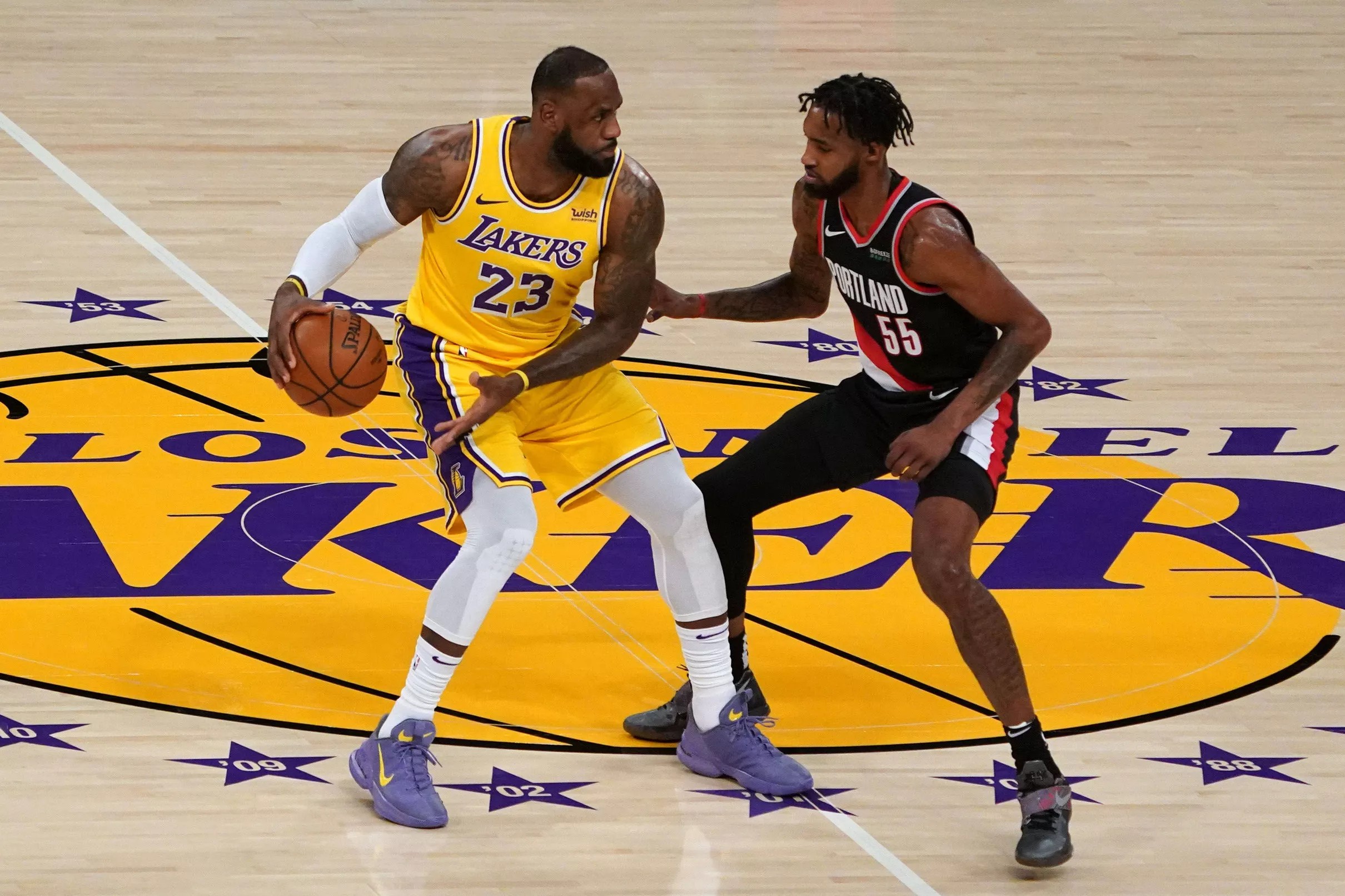 derrick-jones-jr-soars-with-the-trail-blazers