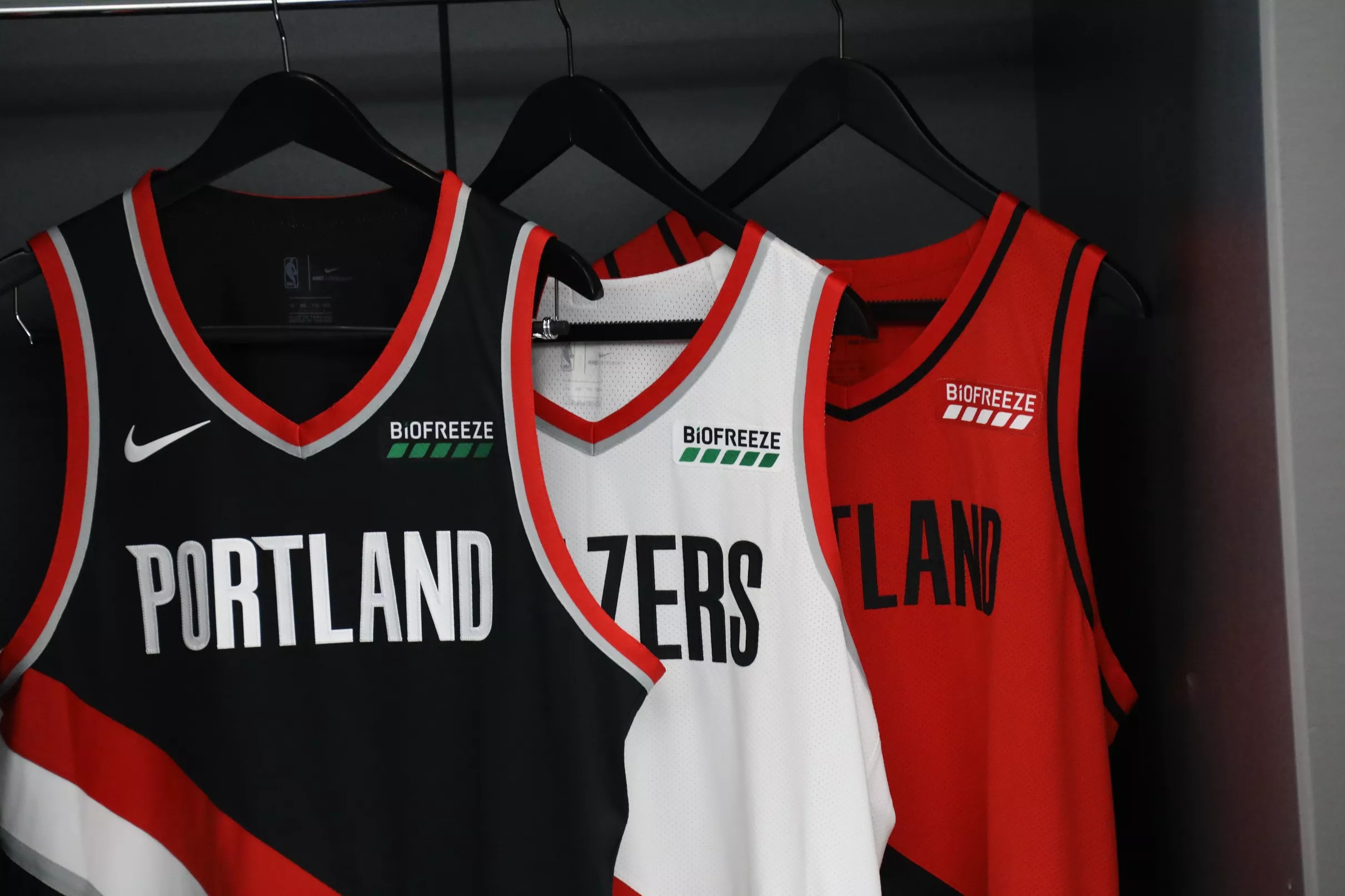 blazers alternate jersey
