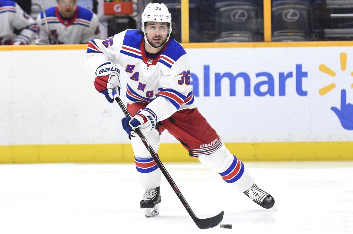 Mats Zuccarello is banged up but not calling it quits