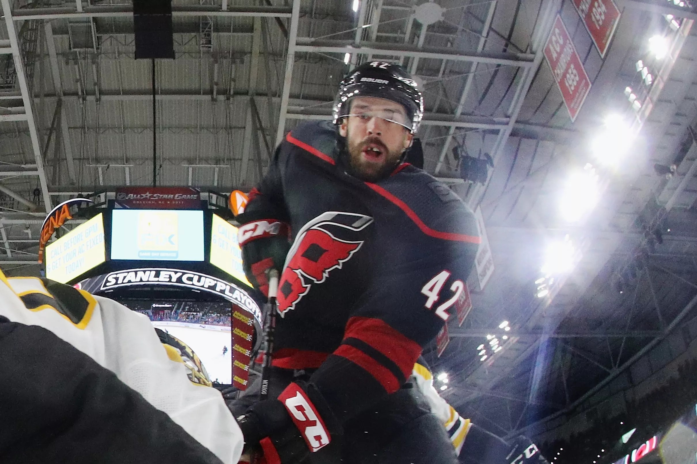 New York Rangers Sign Greg McKegg