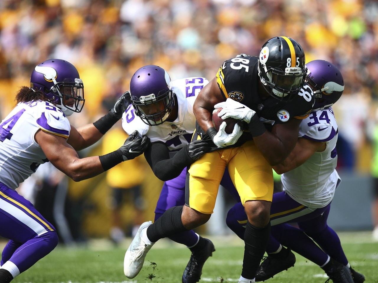 Steelers Top Vikings 269 in Pittsburgh