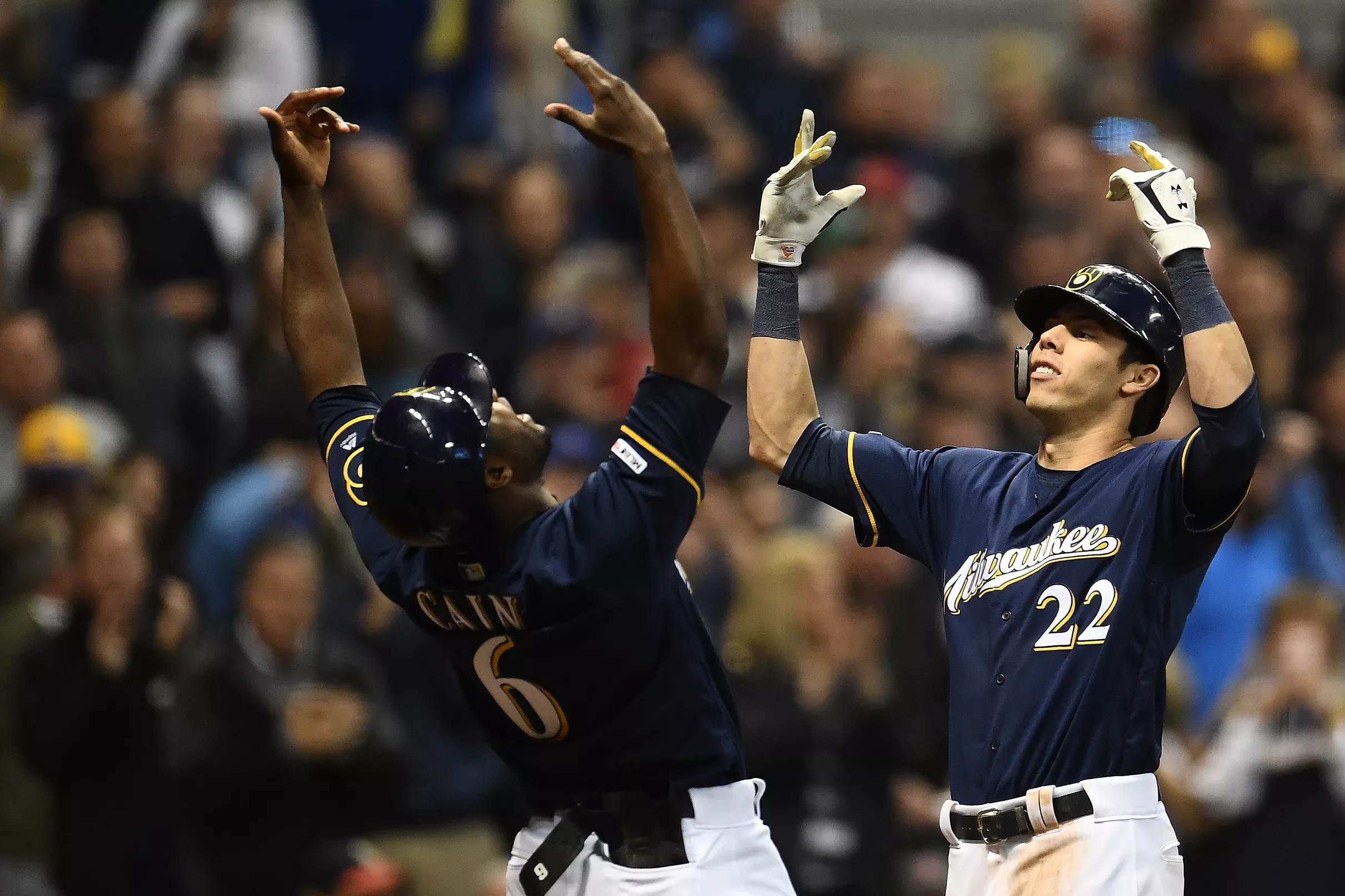 milwaukee-brewers-to-re-sign-nick-ramirez-to-minor-league-deal