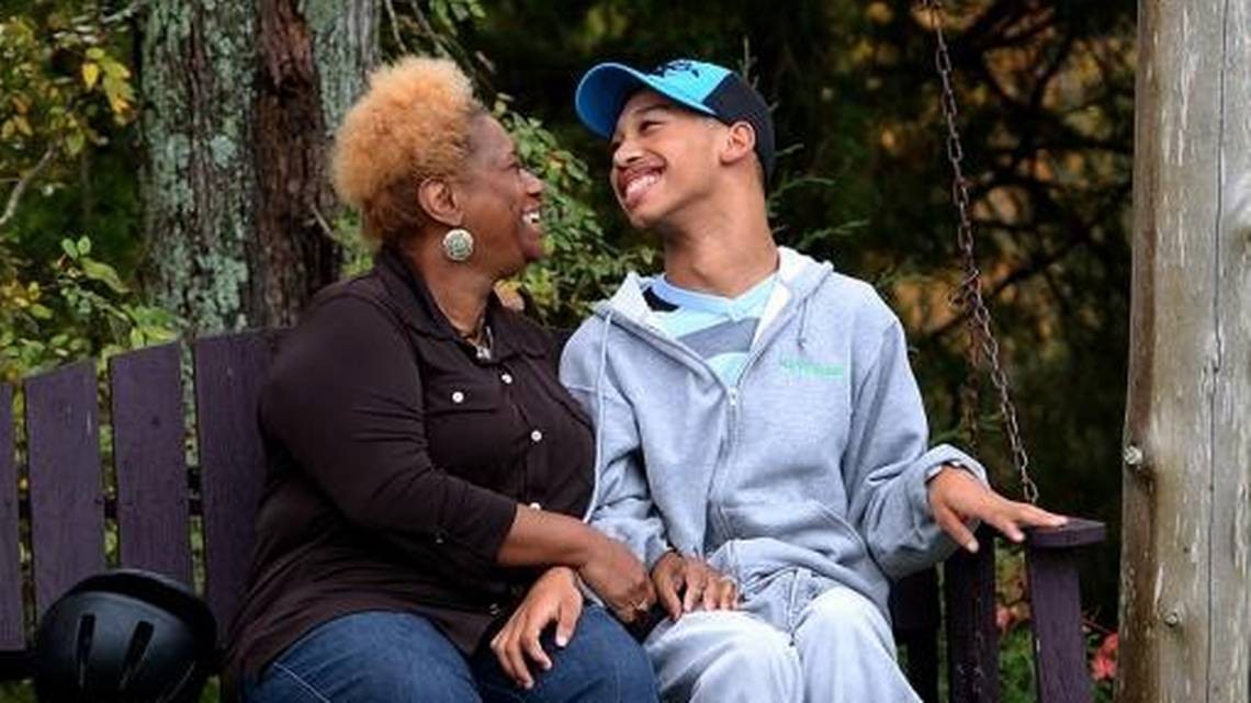 Rae Carruth's Mom Still Fighting for Her Son's Reputation - WCCB  Charlotte's CW