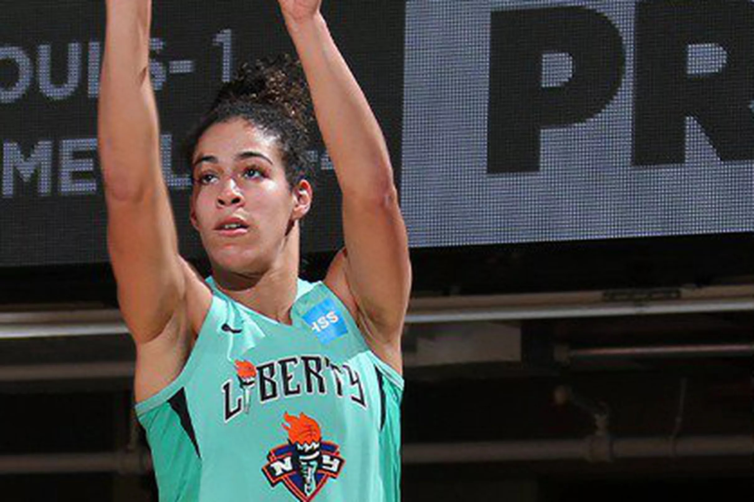 Kia Nurse, Asia Durr lead Liberty to second straight win, over Lynx
