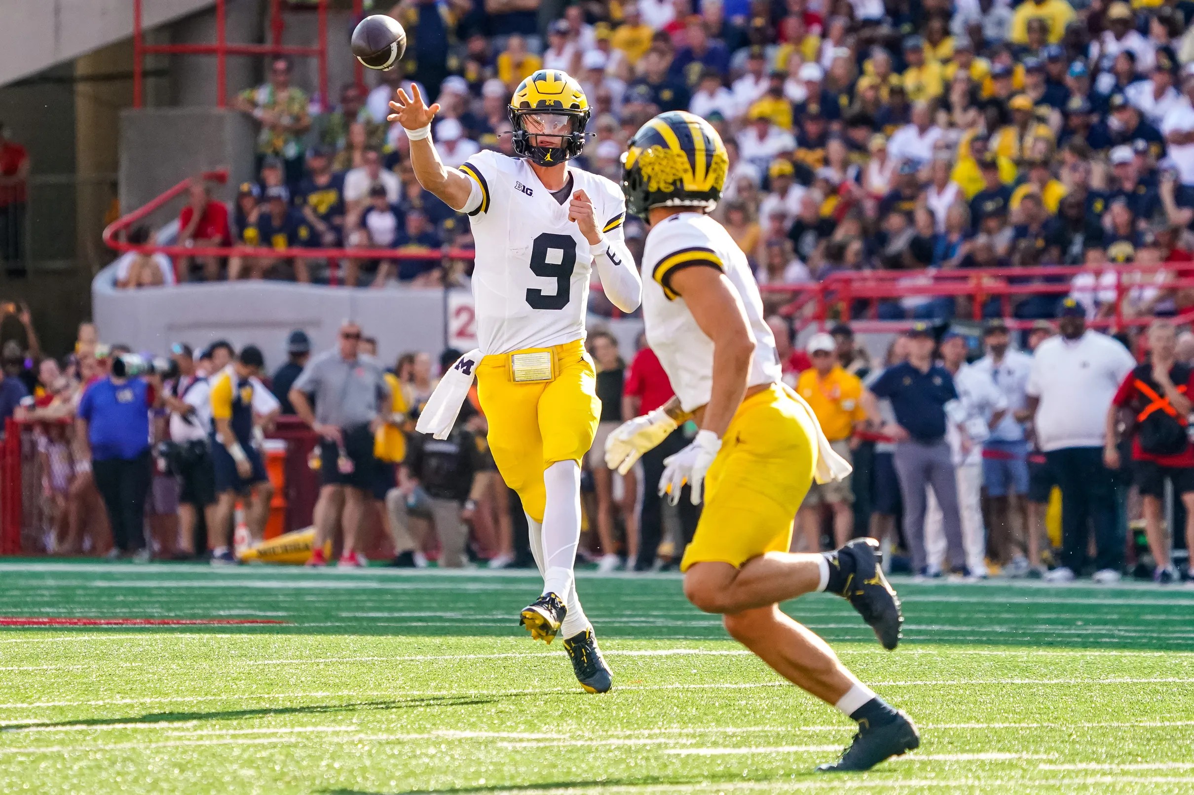 East Carolina Pirates at No. 2 Michigan Wolverines: College Football Game  Preview - Maize n Brew