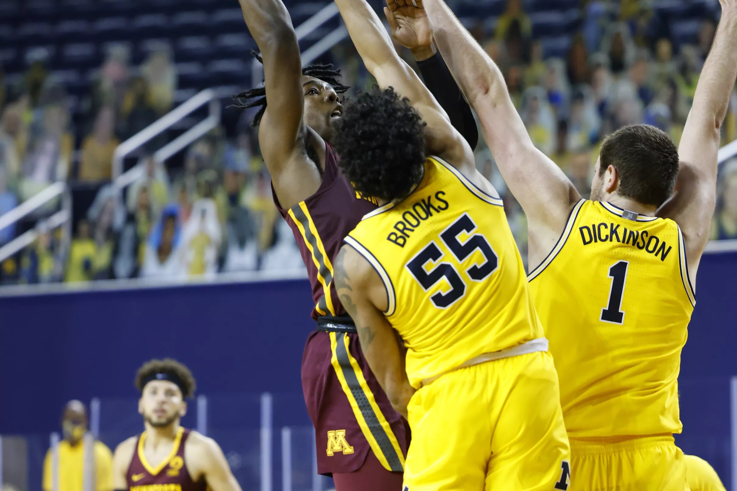 Sb Nation Reacts The Latest Fan Confidence Results On Michigan Basketball 0392