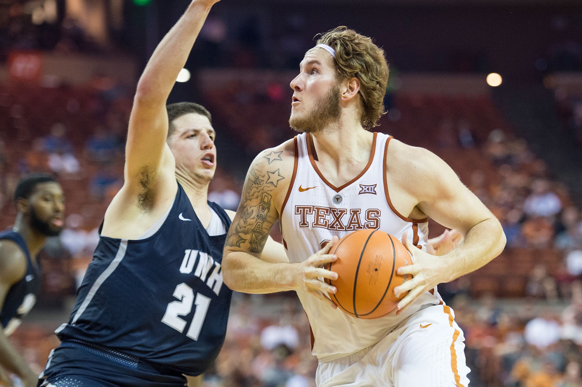 Men's Basketball tops New Hampshire, 7860