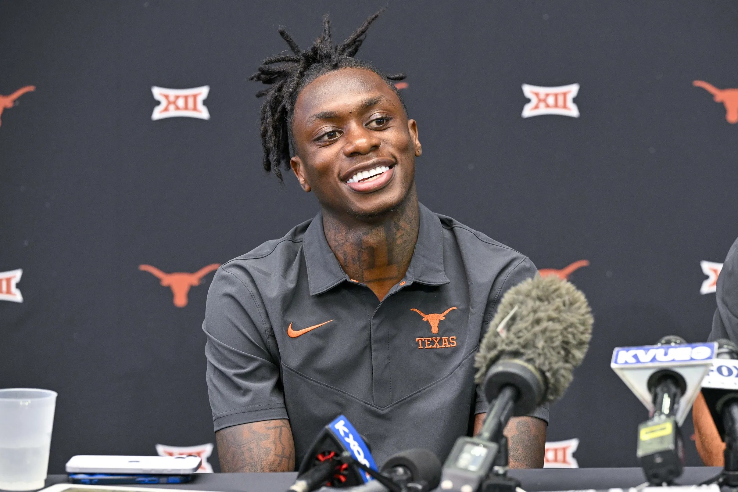 After disappointing season, Texas WR Xavier Worthy is improved