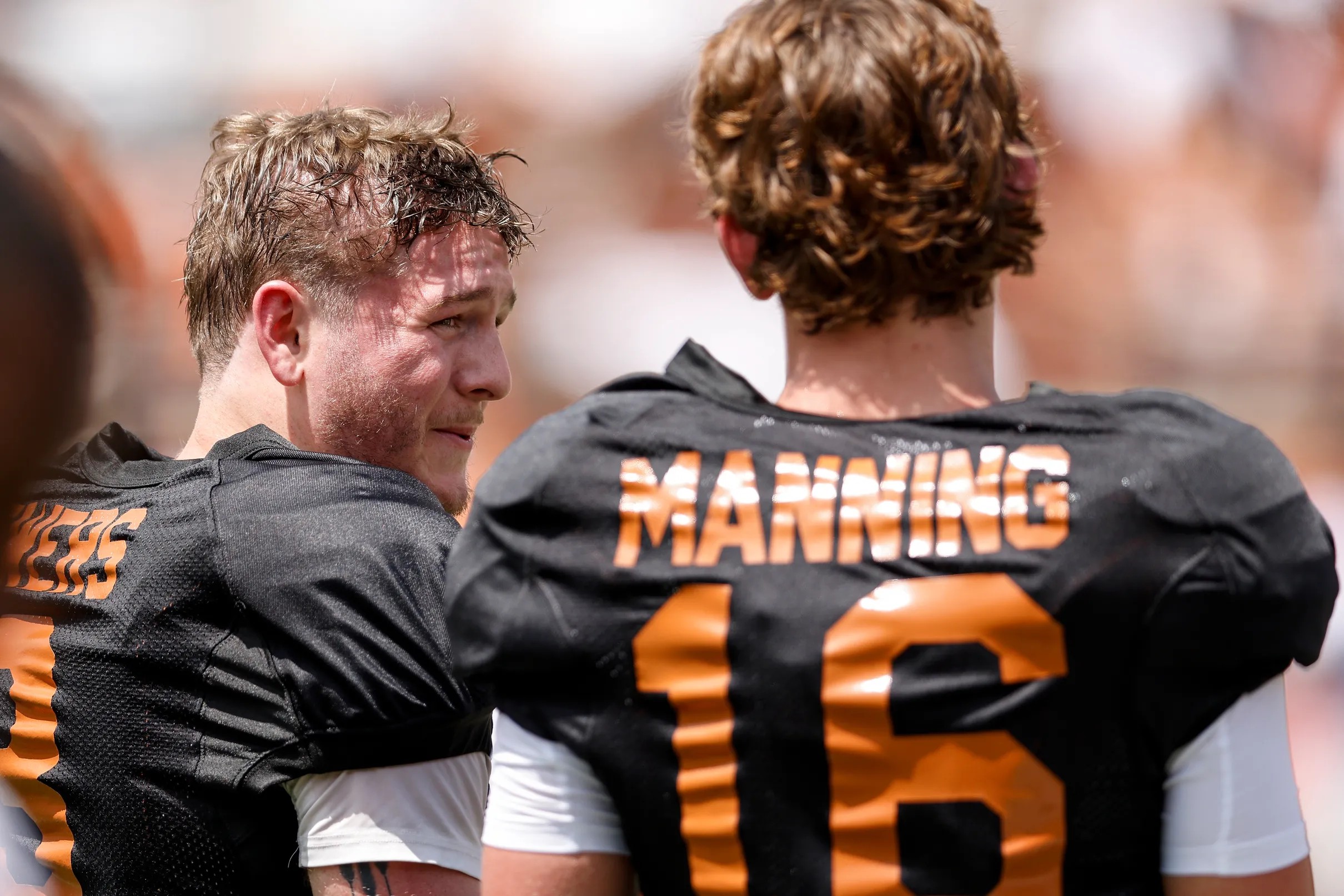 Longhorns Daily News: Texas’ Quinn Ewers Says Backup Arch Manning Is In ...