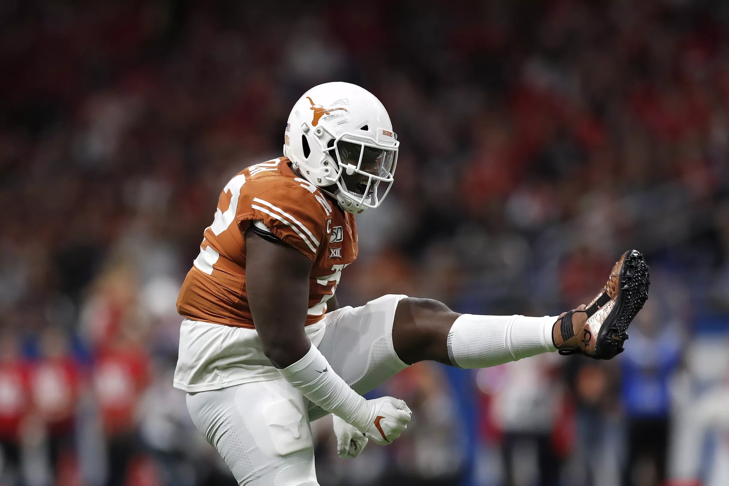 Big Second Half Helps Texas Run Away With 38-10 Alamo Bowl Win Over Utah