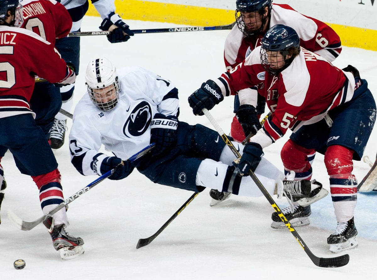 Wisconsin men's hockey holds on to defeat Penn State