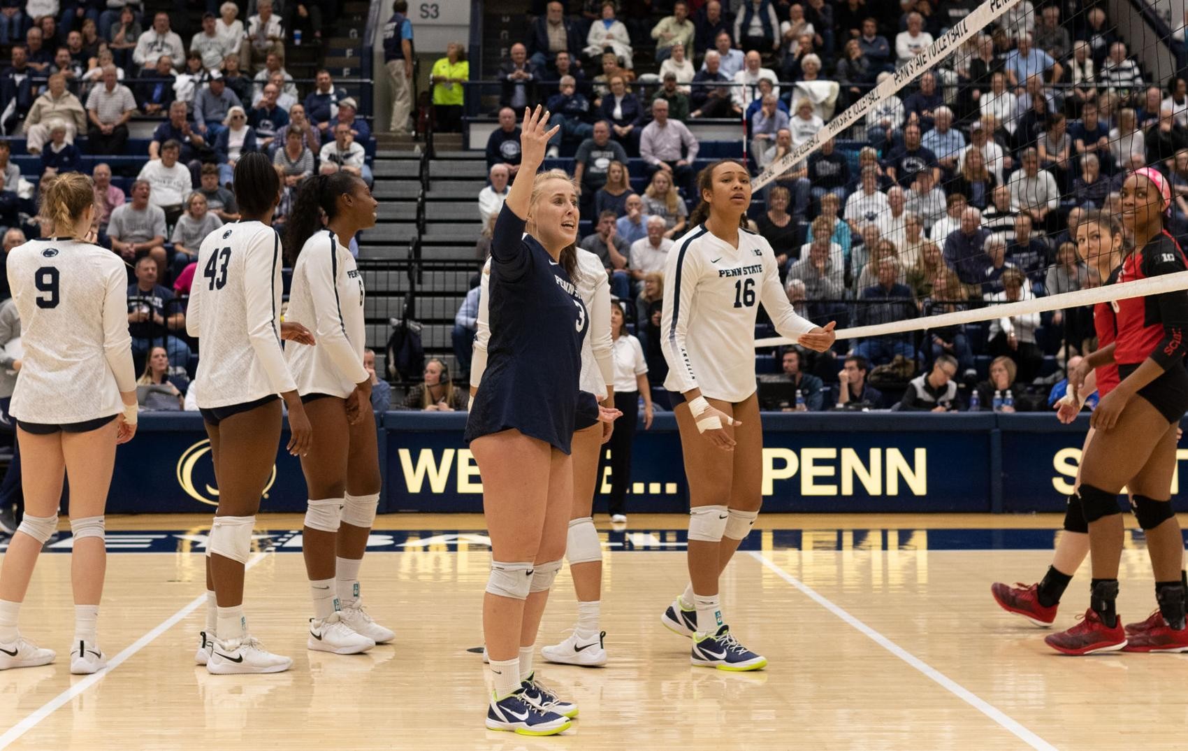 Penn State women's volleyball ends regular season with five set loss to