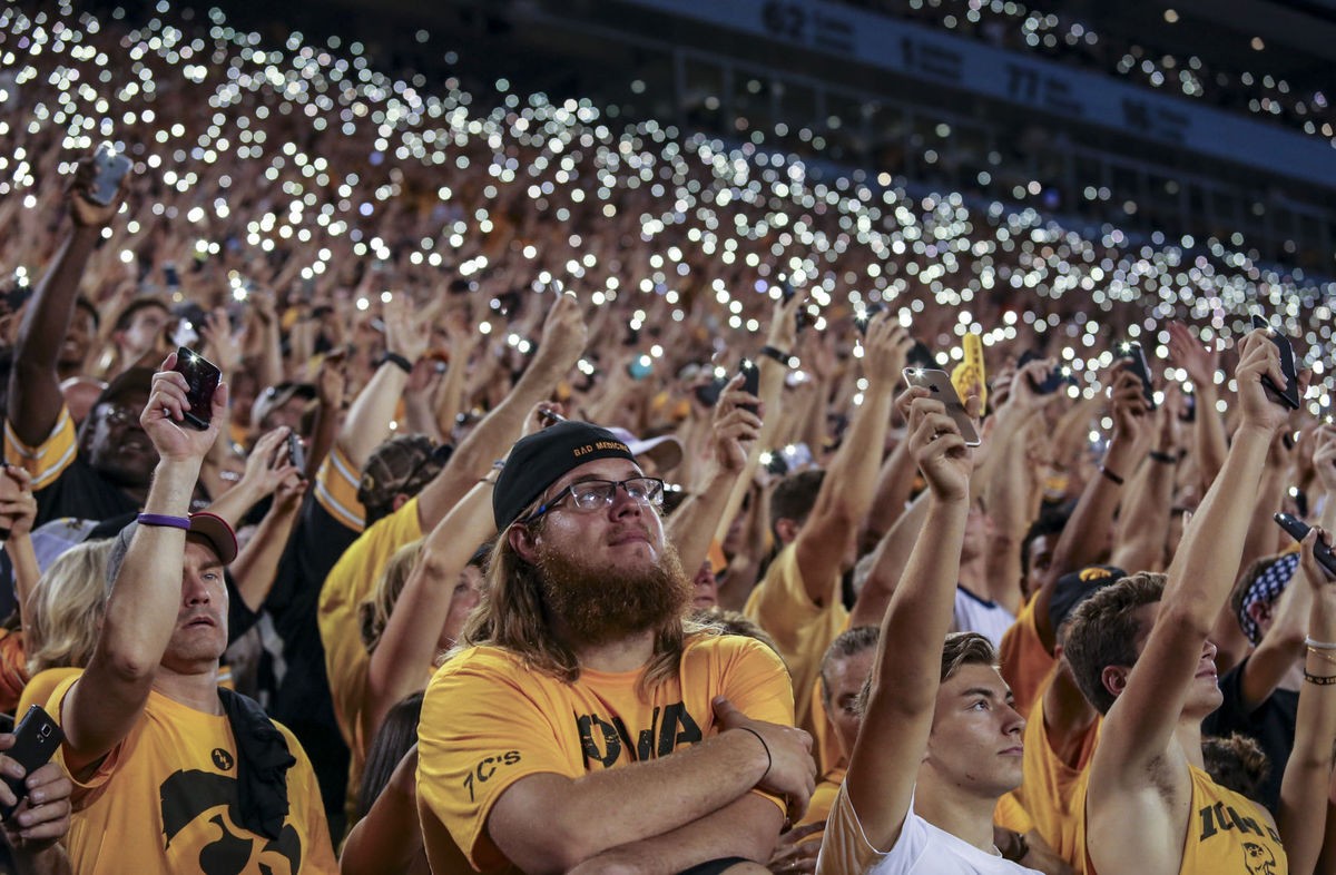 10-10-test-your-knowledge-about-kinnick-stadium