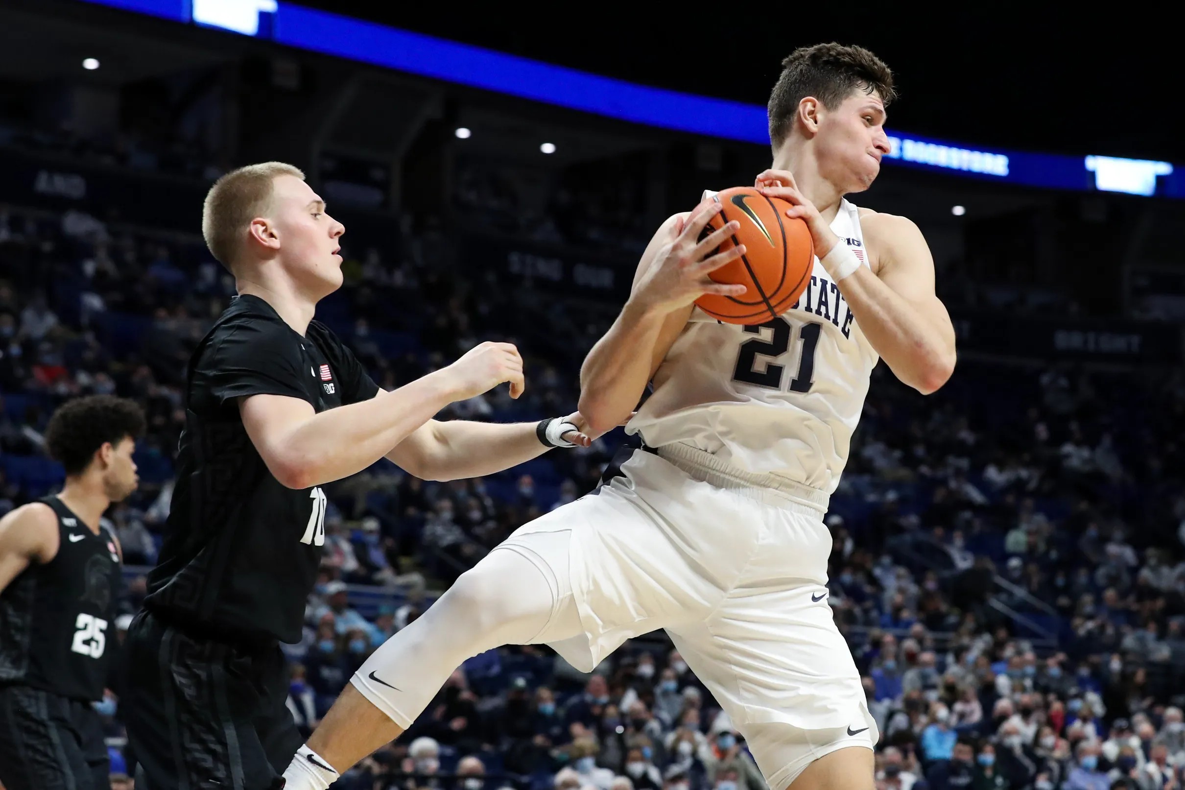 MMQB Can Sean Clifford Return to His 2019 Form? MMQB Can Sean Clifford Return to His 2019 Form?