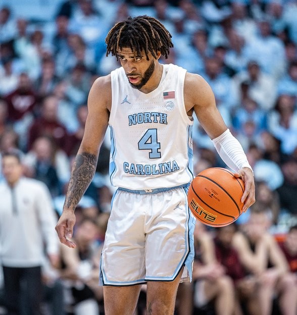 North Carolina Falls In Ap Mens Basketball Poll Extends Top Streak