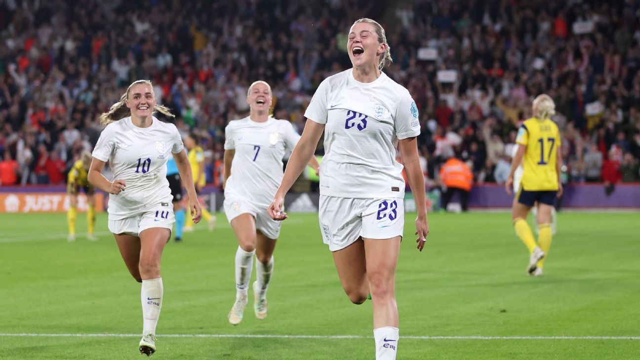 Euro 2022's Best Moment: Former Unc Soccer Player Alessia Russo's 