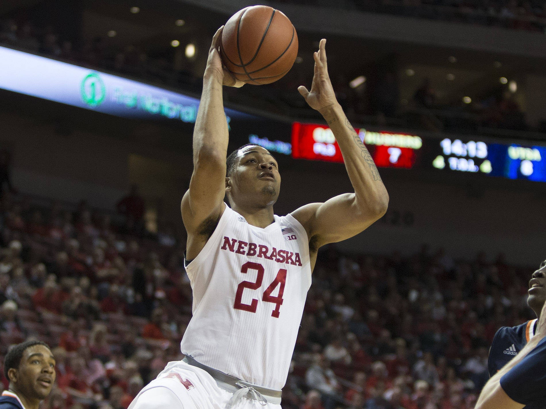 Palmer Named to Wooden Award Watch List