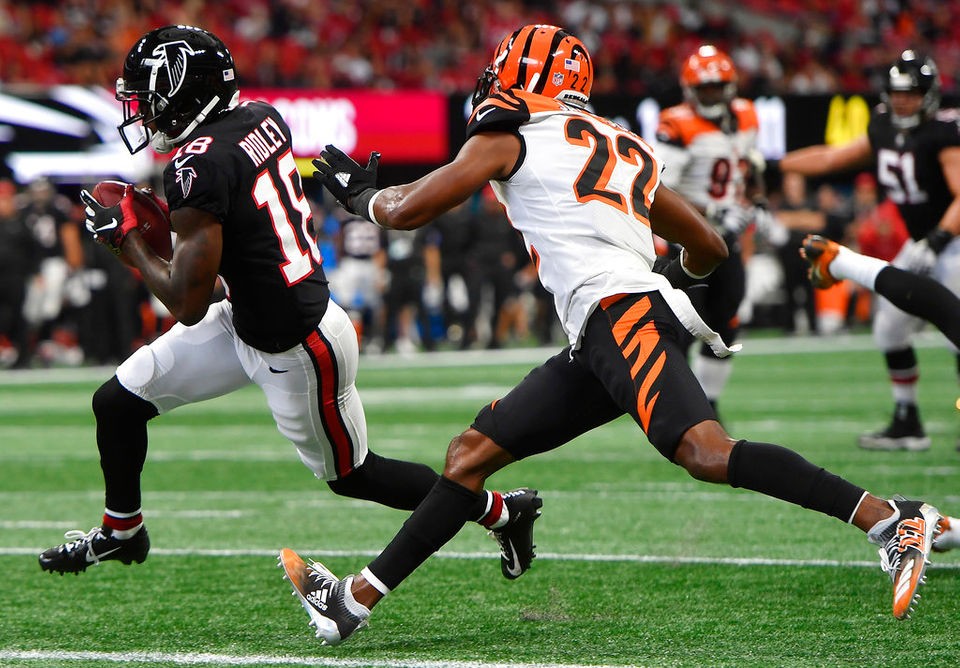 Calvin Ridley earns NFL Offensive Rookie of the Month Award
