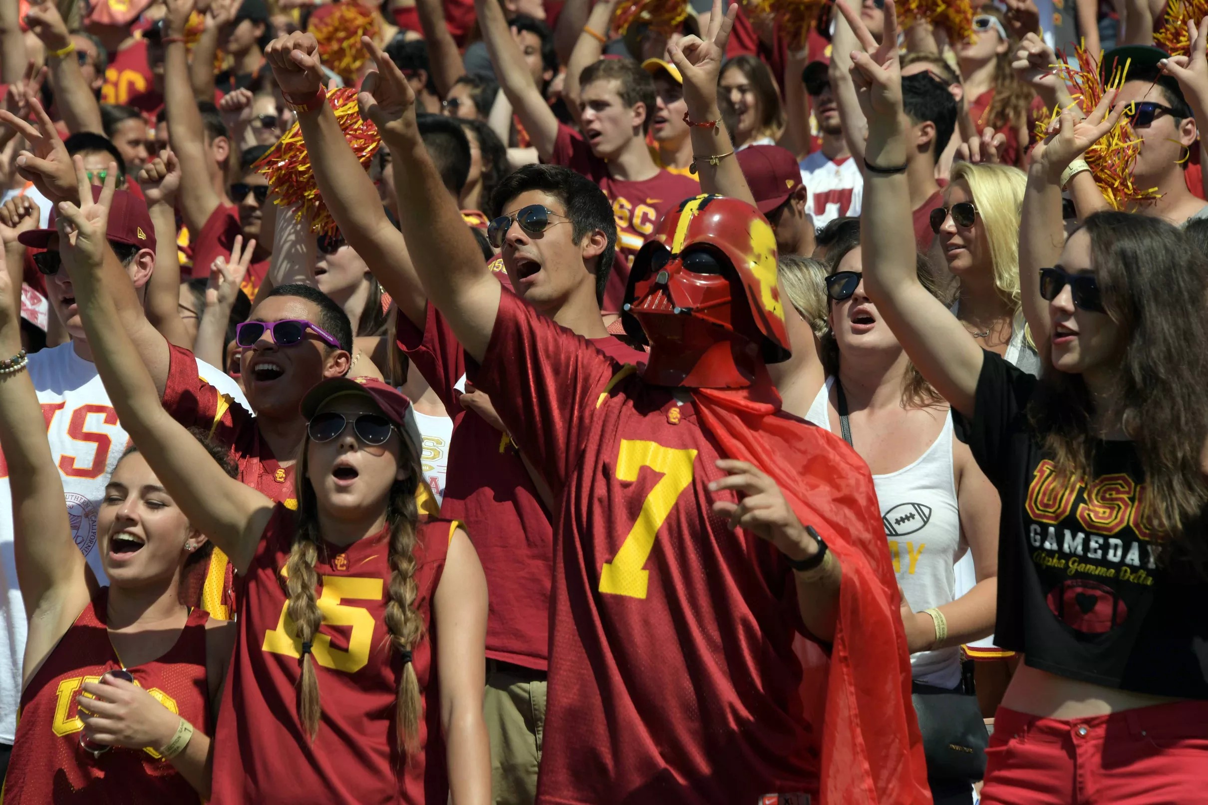 Want to cover USC Athletics? Conquest Chronicles is looking for writers.