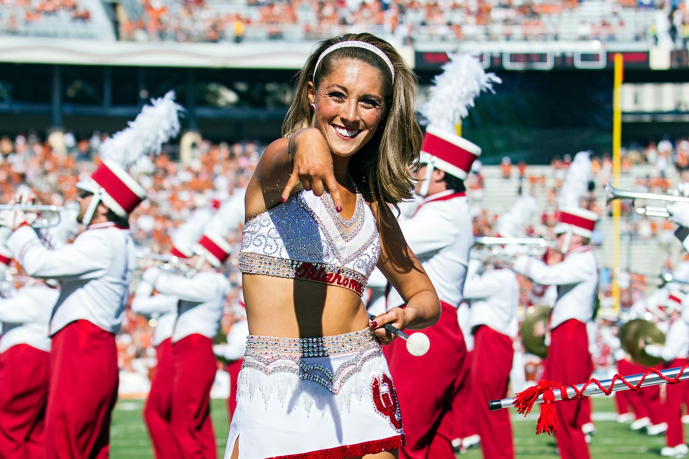 Oklahoma Sooners Football Hot Links OUTexas Eve, The ‘Horns Up For