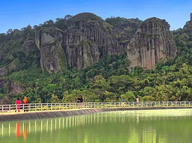 Menjelajahi Keindahan Tersembunyi: Wisata Terdekat Gunung Kidul Yang Memukau