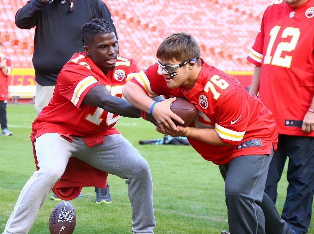 Chiefs Wide Receivers Host a Special Olympics Fantasy Camp at Arrowhead