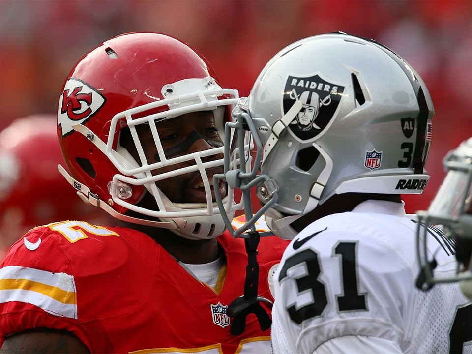 Chiefs vs. Raiders: 12 Stats to Know