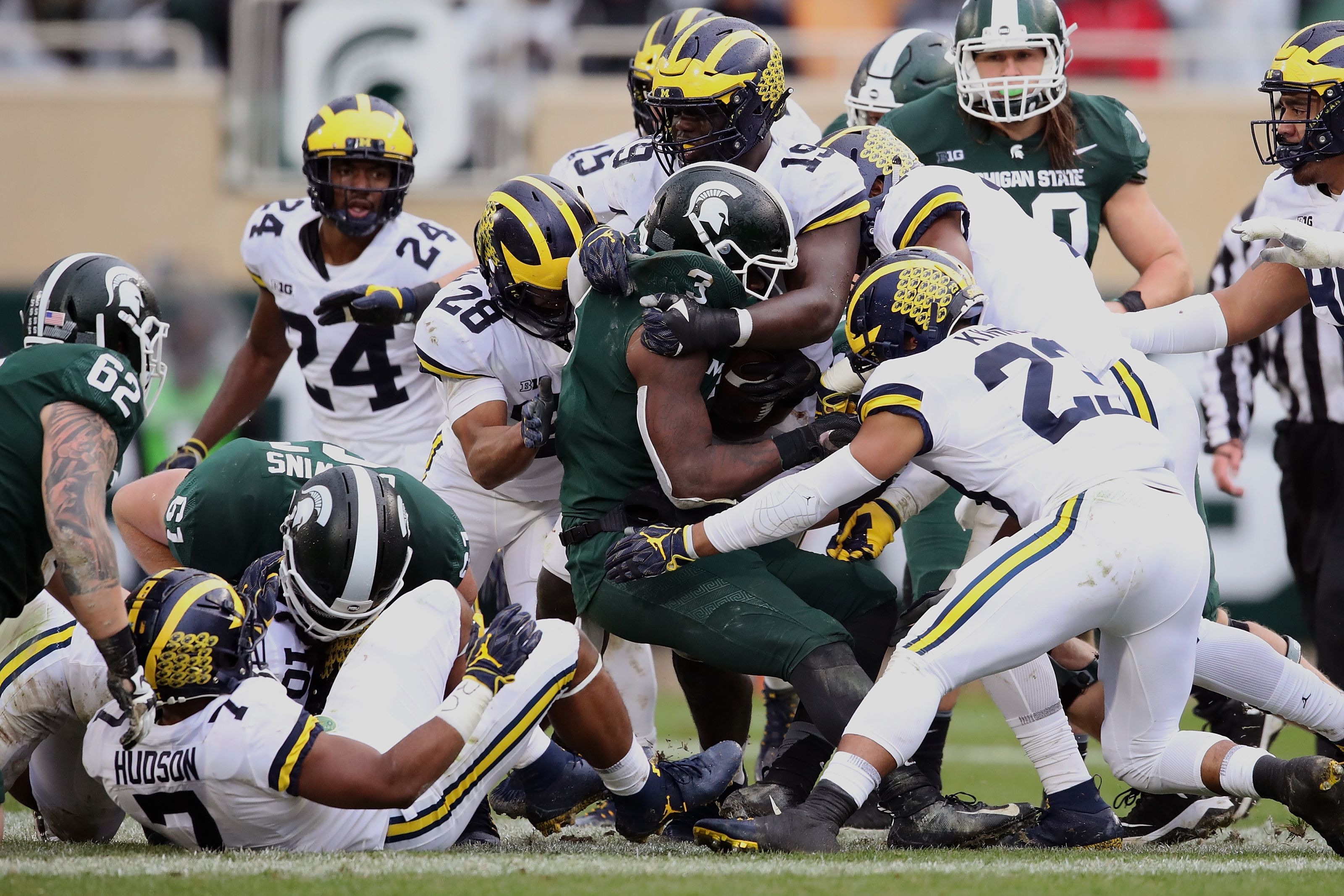Michigan Football Defensive line is looking to make a name for itself