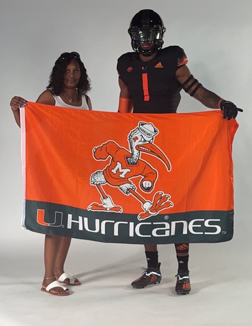 JUCO wide receiver Colbie Young commits to Miami