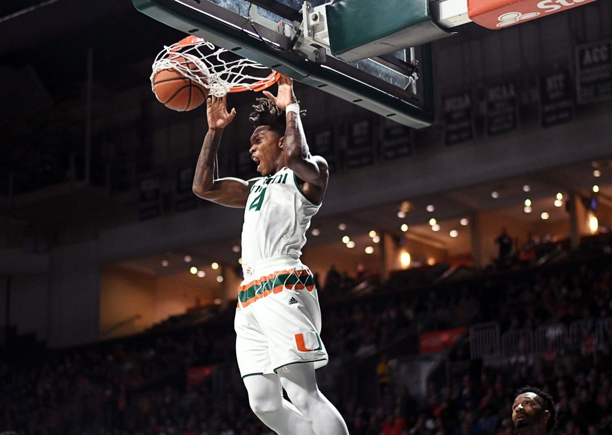 lonnie walker dunk nuggets