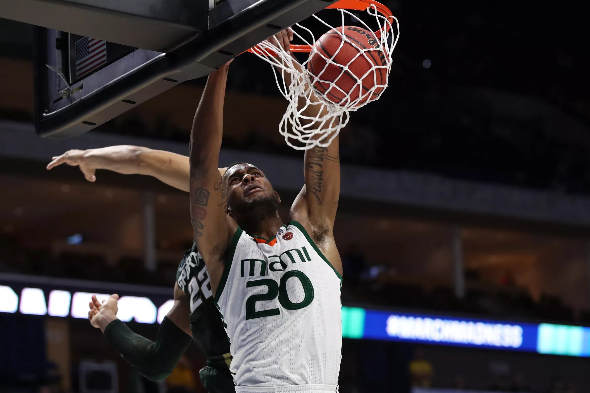 Canes Hoops Player Profile F Dewan Huell