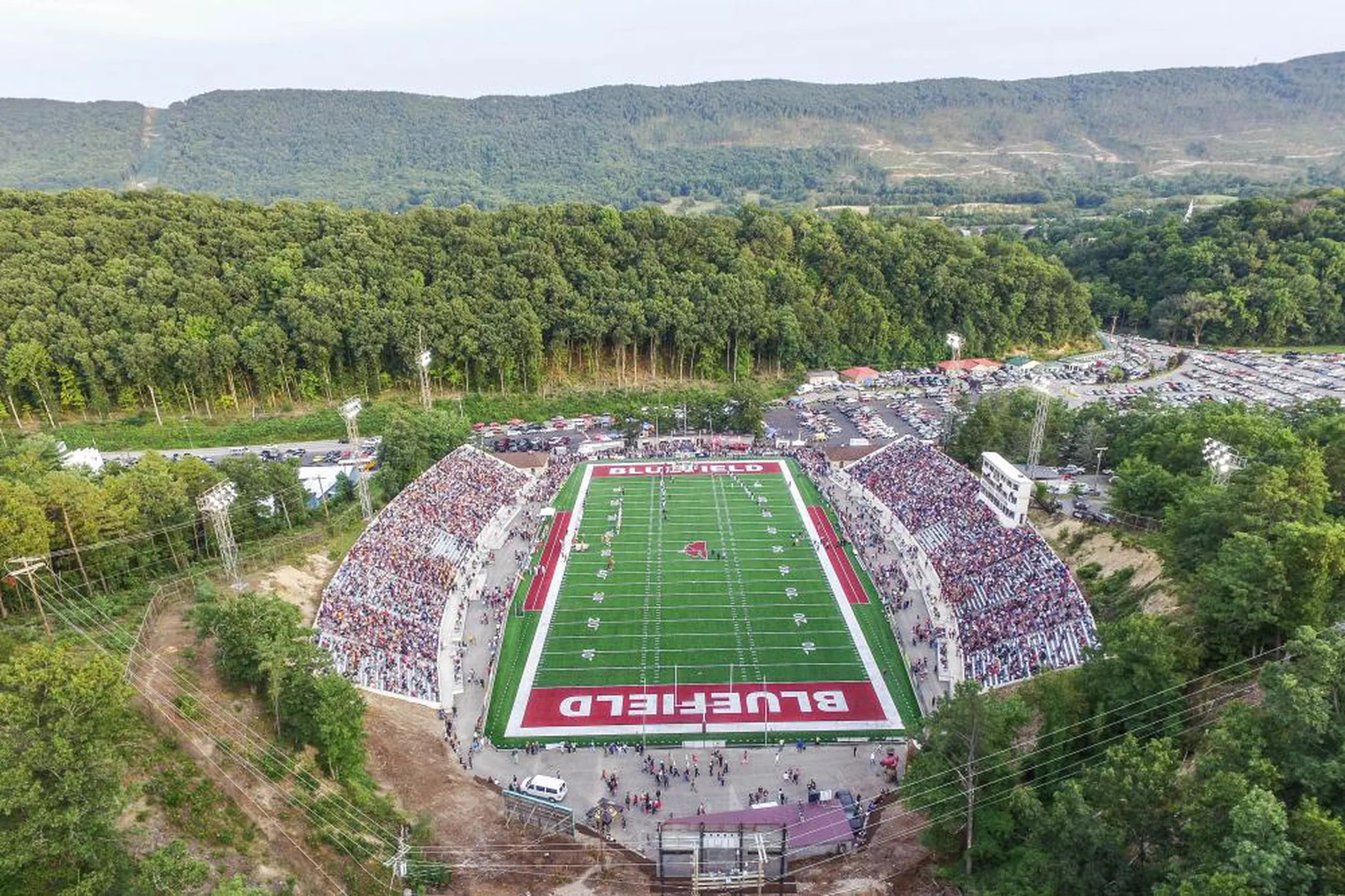 america-s-best-high-school-football-stadium-is-in-west-virginia