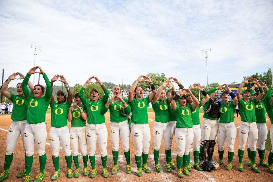 Live updates Oregon Ducks softball vs. Kentucky in Eugene Super