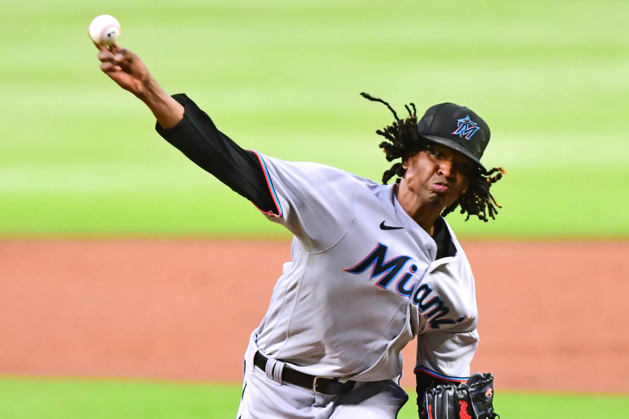 Finding Starting Pitching For The Mets Among Non-tendered Players