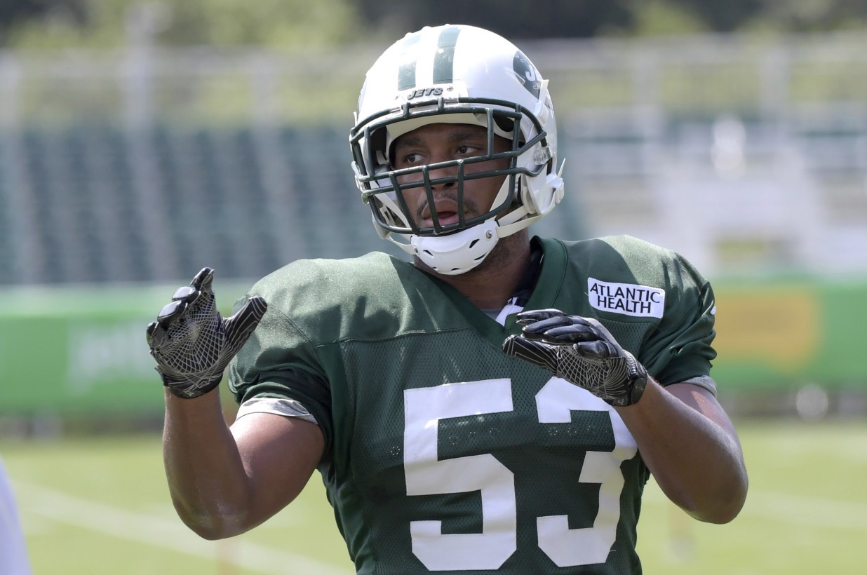 Jets cut loose veteran linebackers as roster trim begins