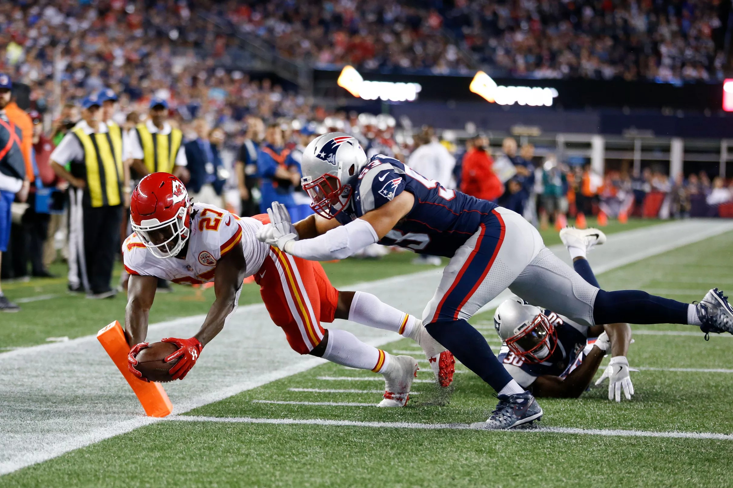 Chiefs make big week one statement in win over Patriots