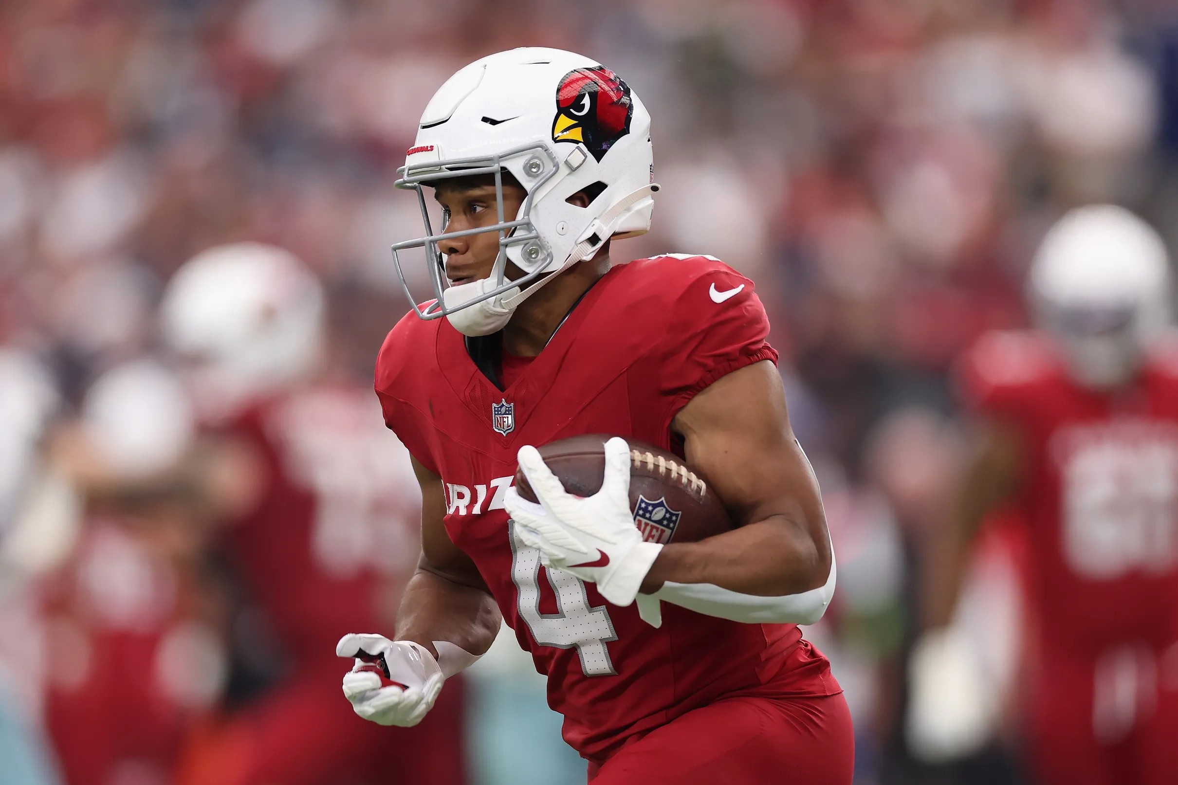 USAF Airmen represent at AZ Cardinals Game