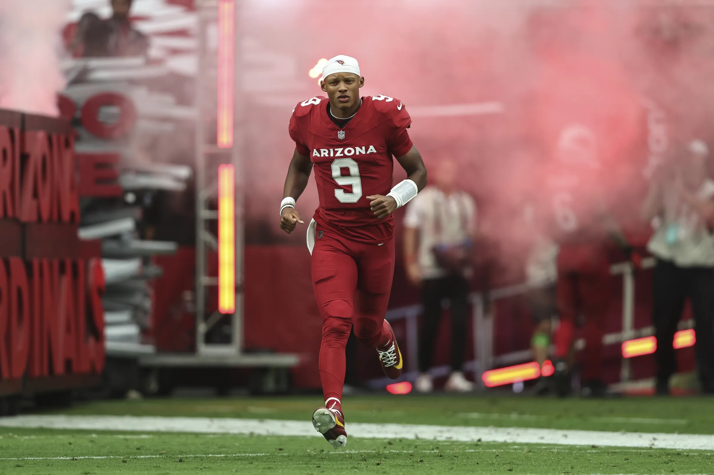 Bird Droppings: Arizona Cardinals have new name for University of Phoenix  Stadium, Tre Boston gets his number and more - Revenge of the Birds