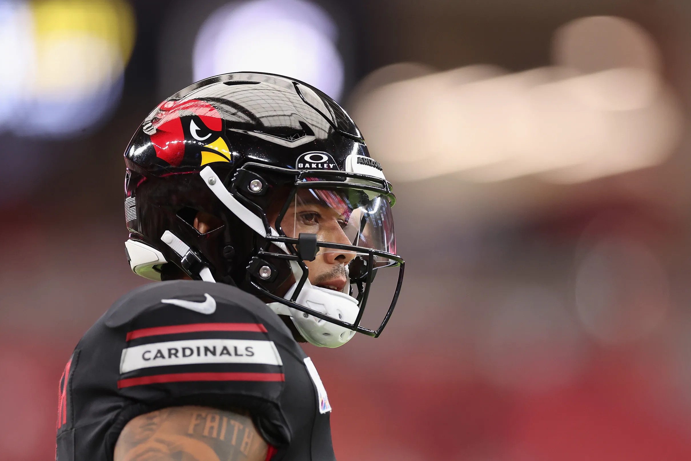 James Conner suffers injury at end of Cardinals' loss