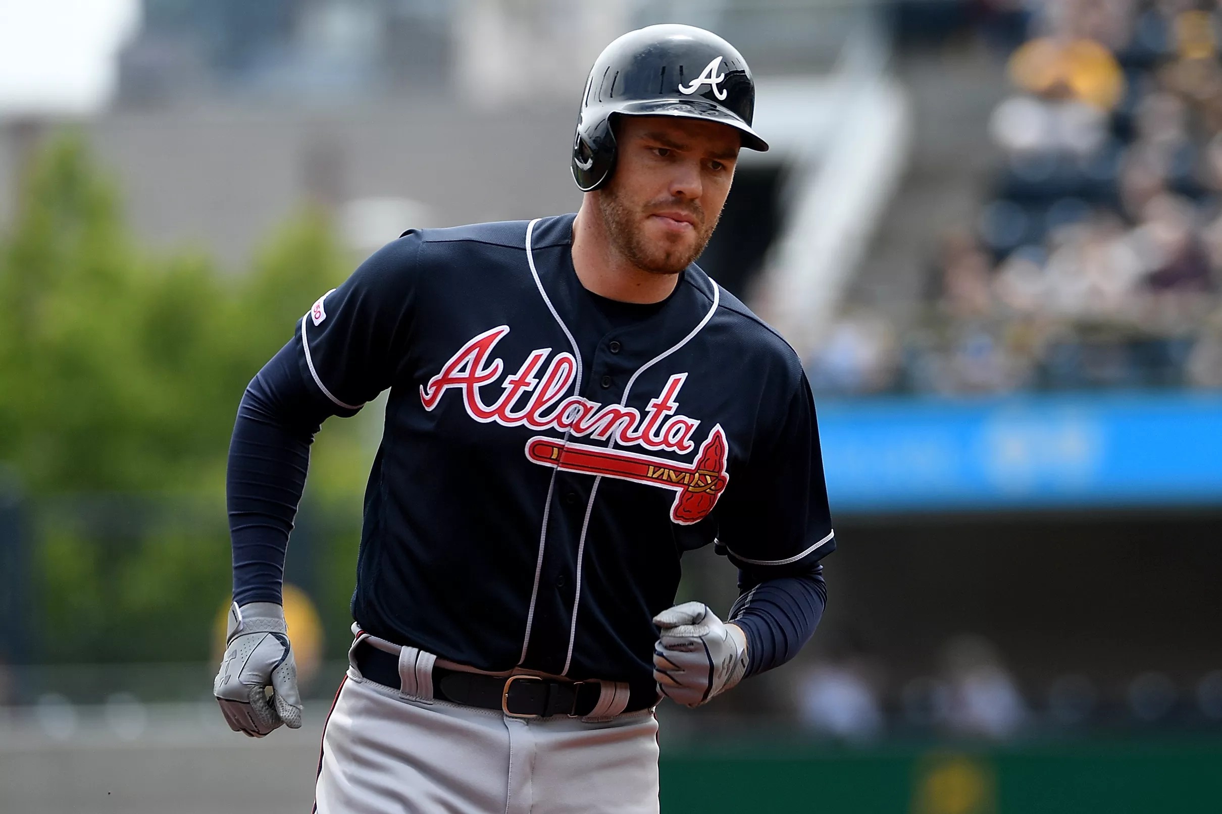 Freddie Freeman goes deep, but that’s all the offense for the Braves as