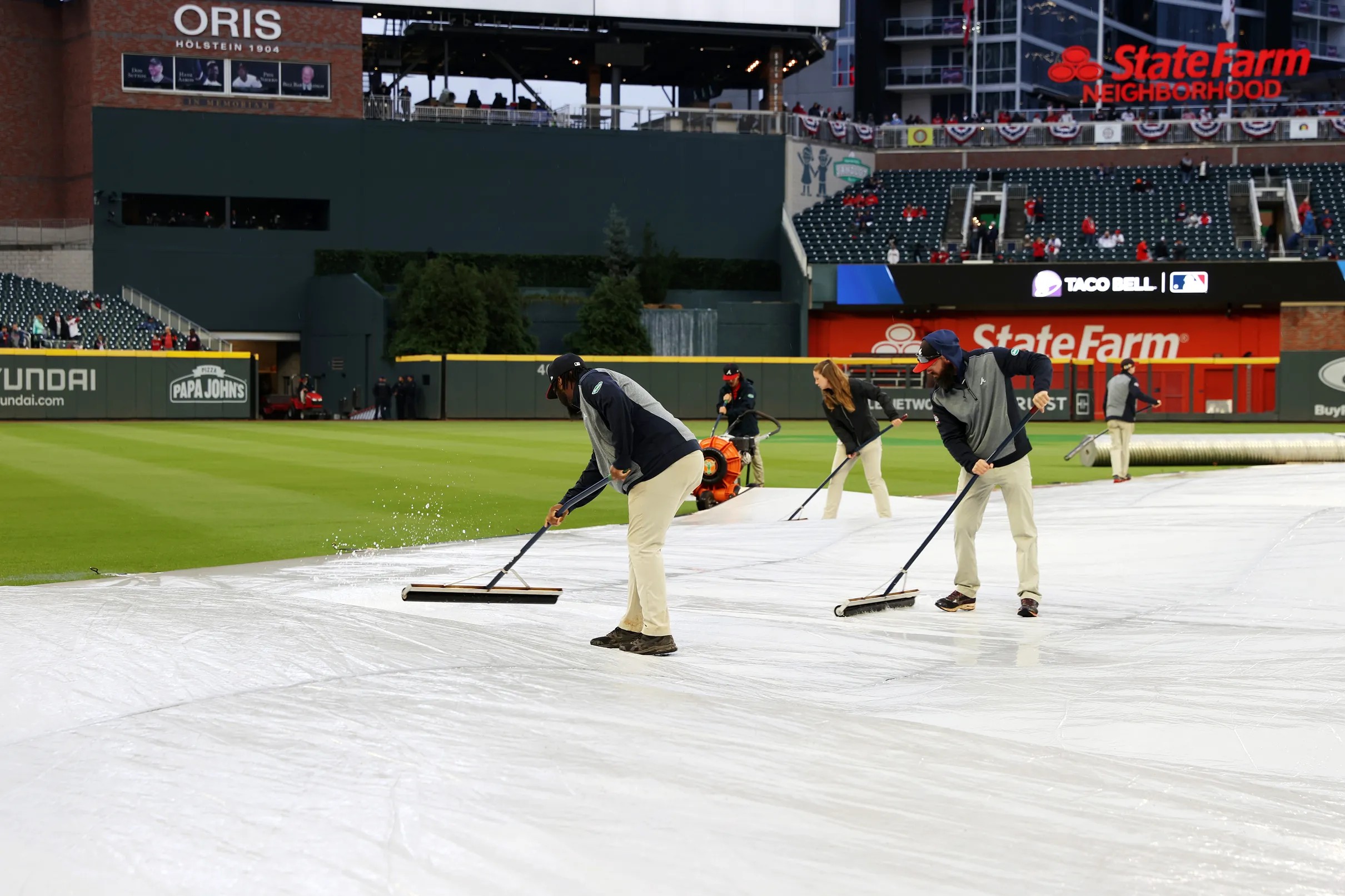 Cardinals Rain Delay Today