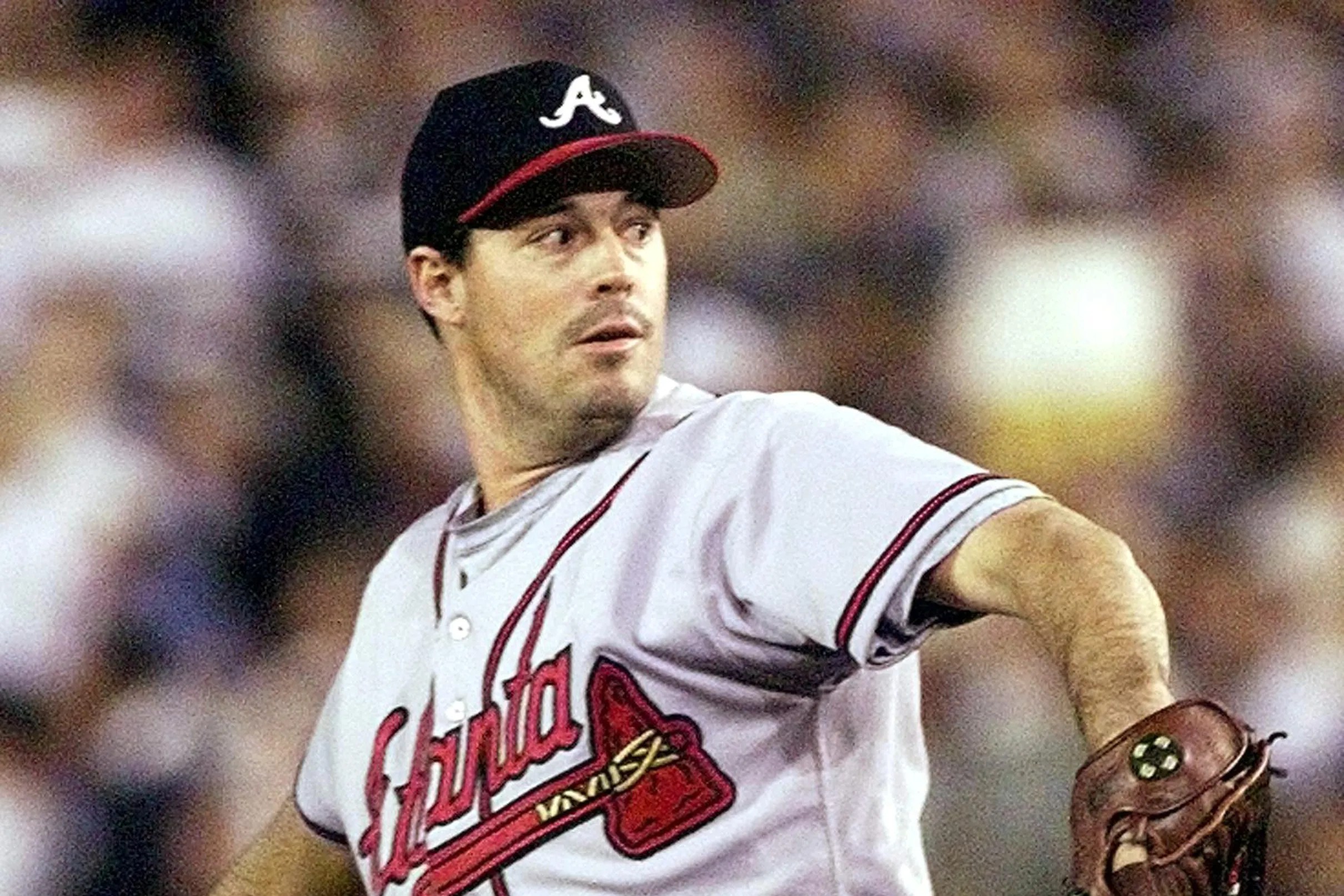 This Day In Braves History: Greg Maddux Picks Up 200th Career Win