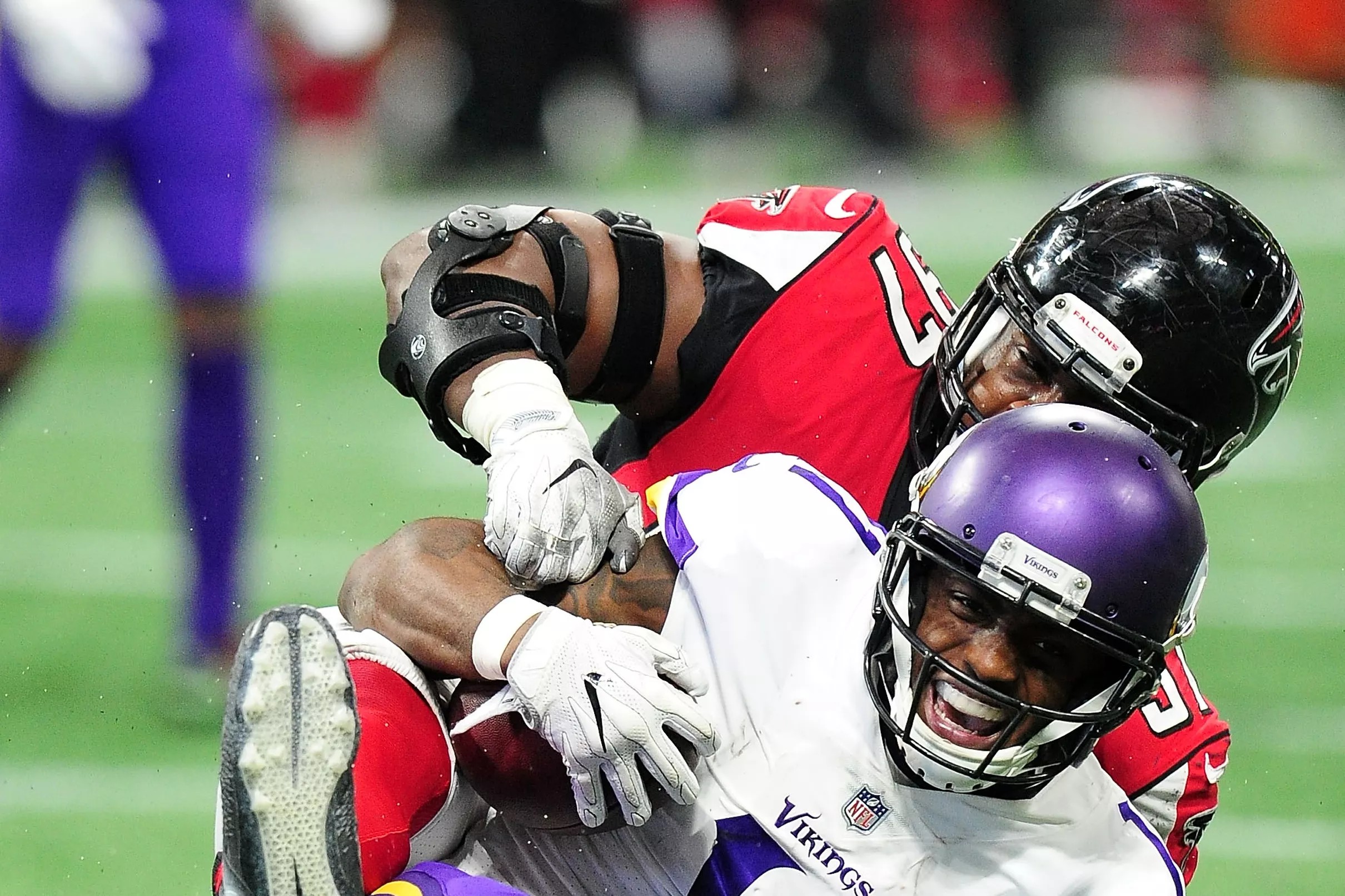 falcons-dt-grady-jarrett-could-miss-multiple-weeks-with-ankle-sprain