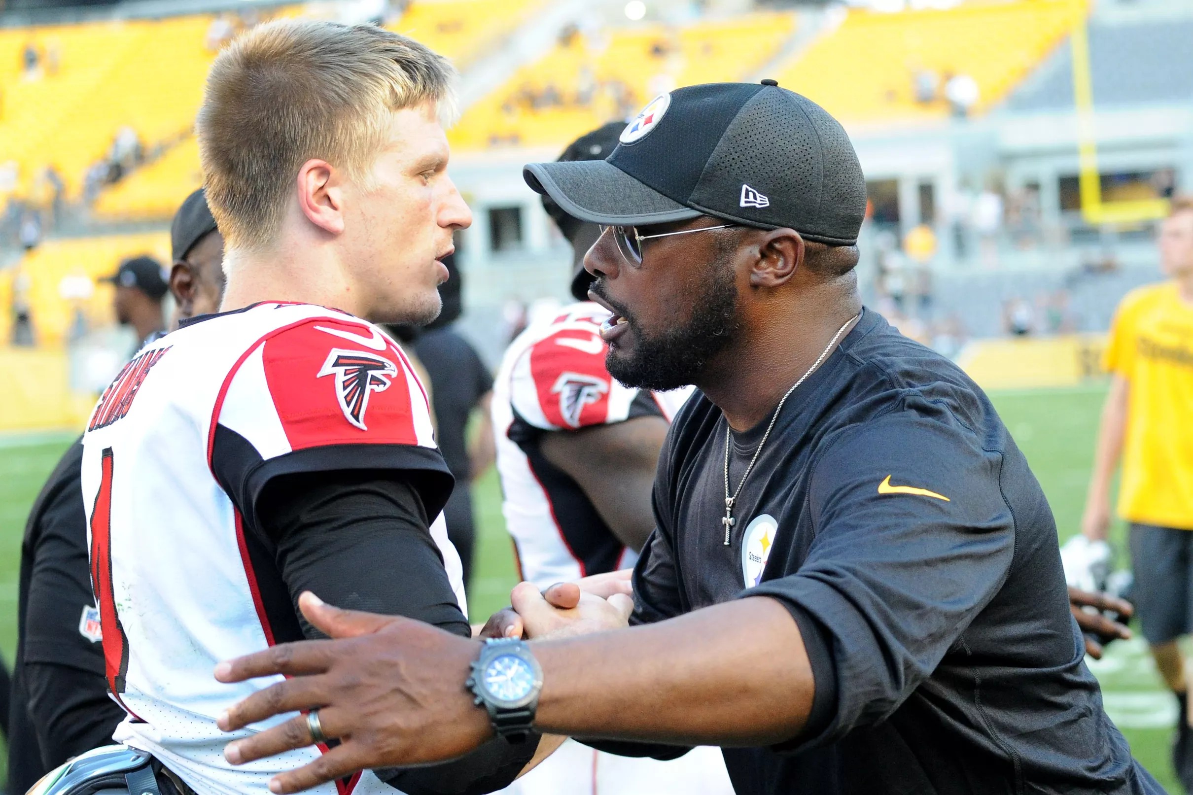 Falcons Steelers inactives Devonta Freeman playing, Le’Veon Bell has