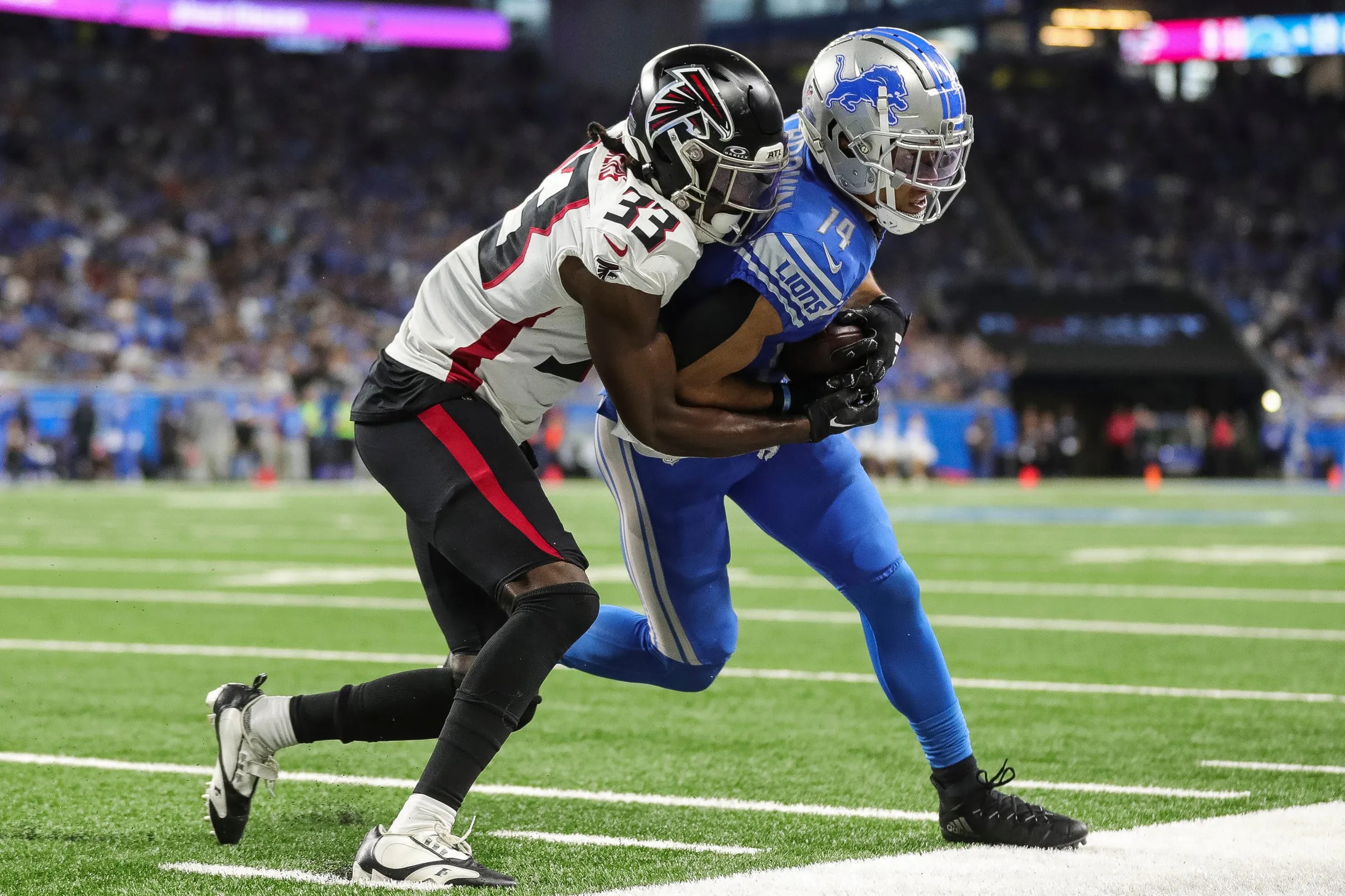 Falcons Desmond Ridder: Has Ridder shown enough to start in 2023? - The  Falcoholic