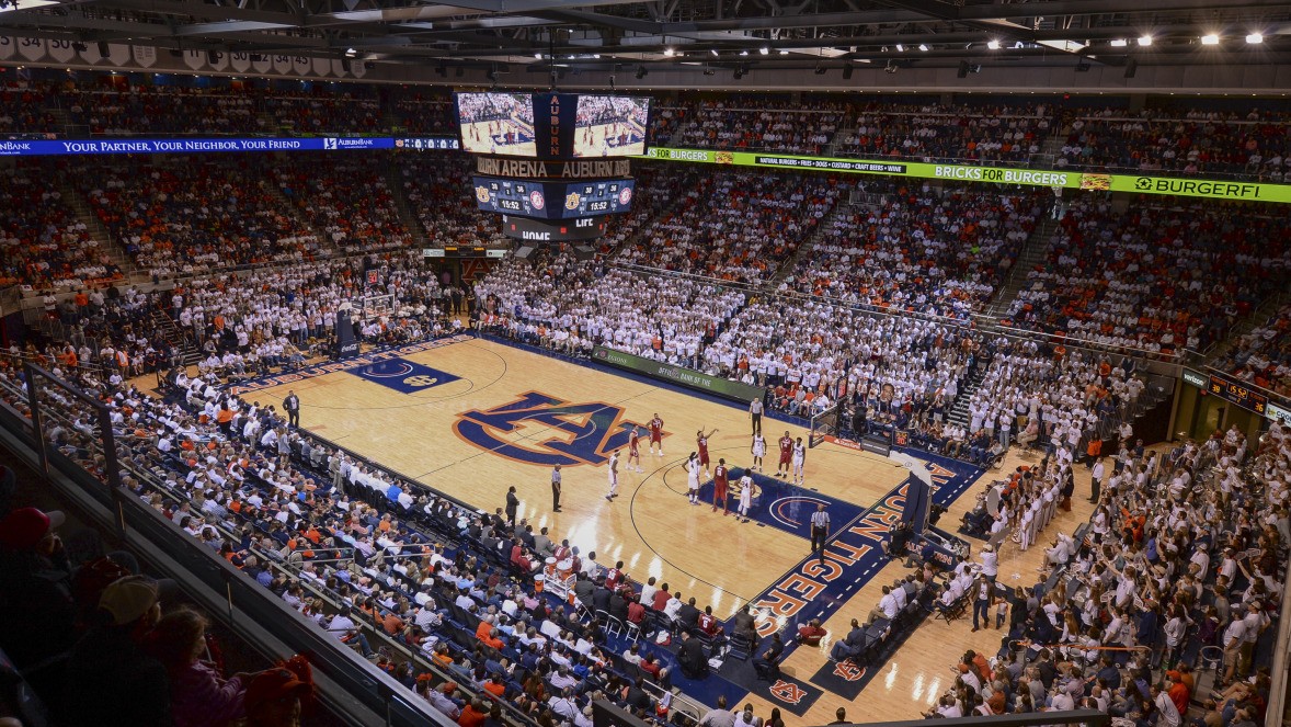 Auburn basketball season tickets sold out for 4th straight year; Single
