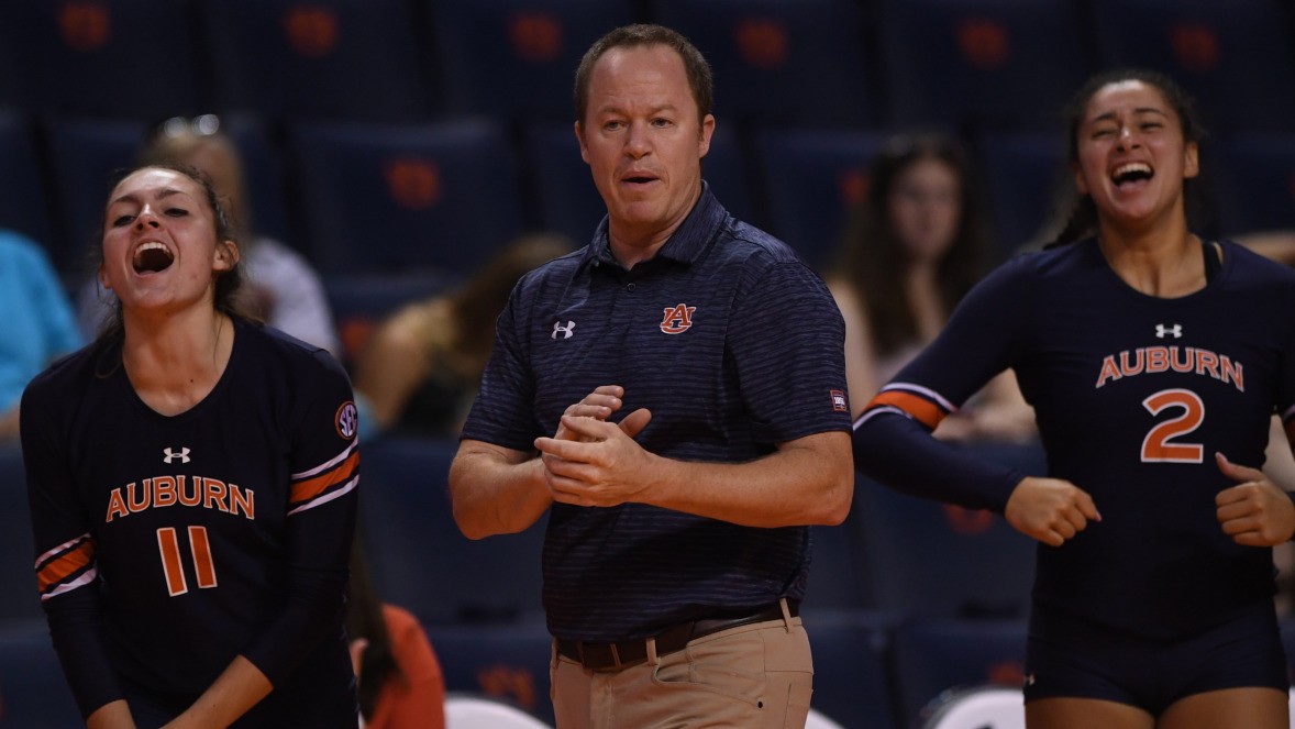 Six to Join Auburn Volleyball in 2018