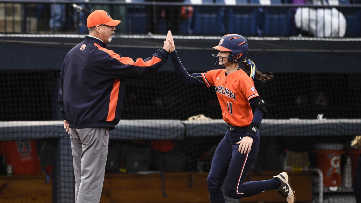 Auburn Softball Weekly Recap
